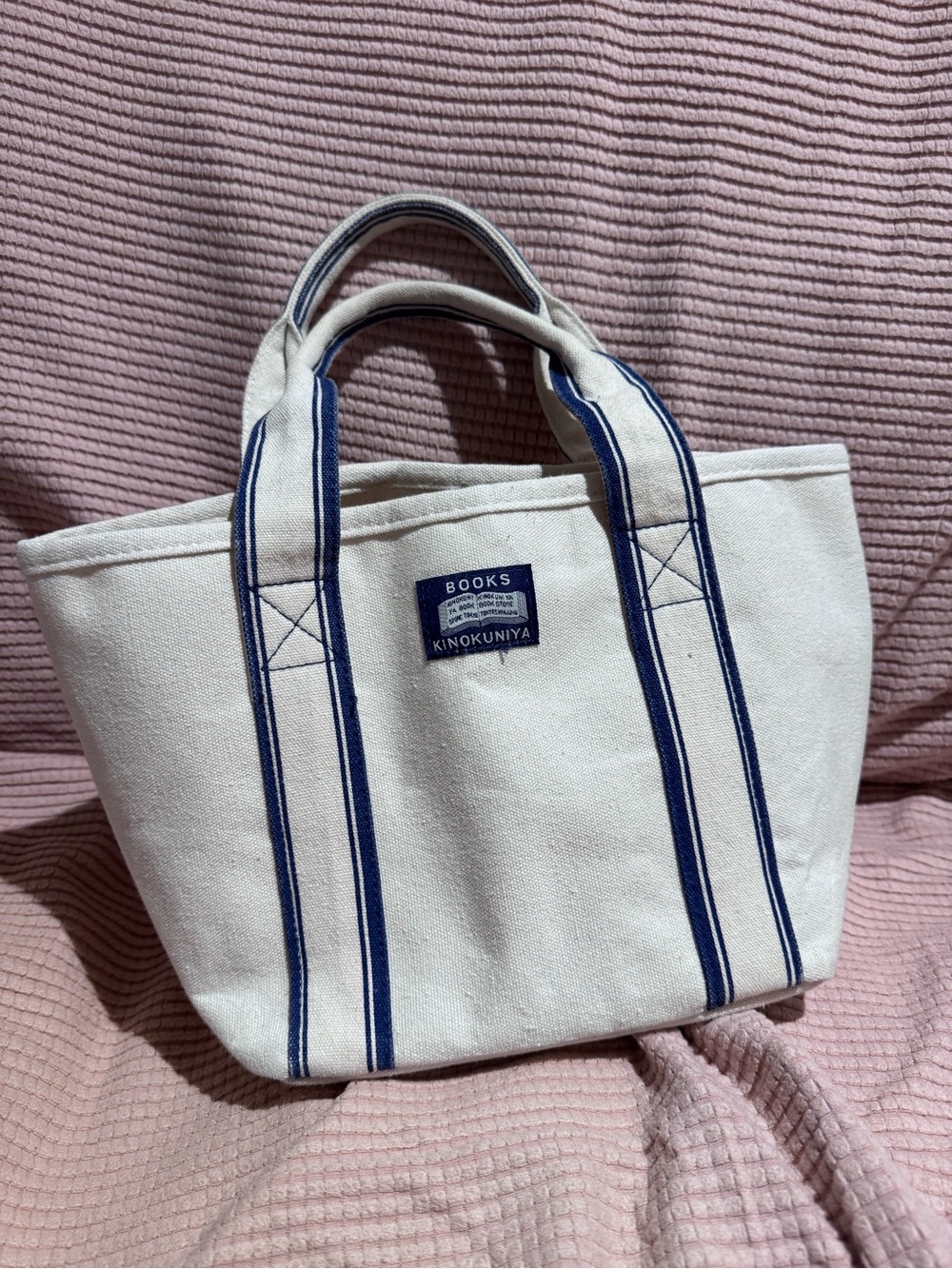 Kinikuniya Books small tote